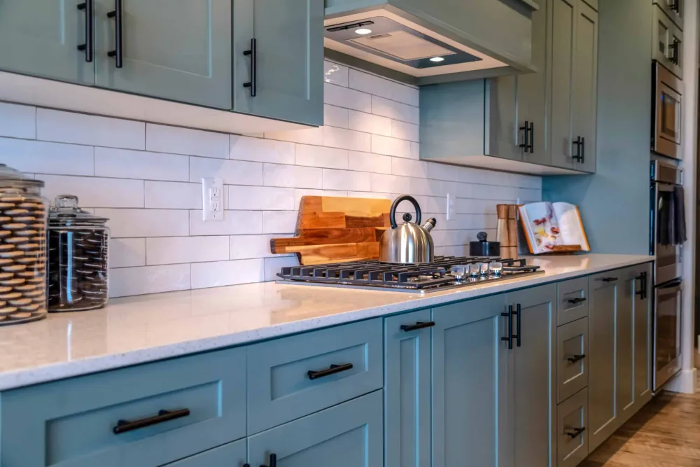 måla om köksluckor